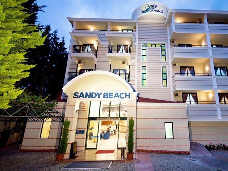 Sandy Beach Hotel Side Exterior photo